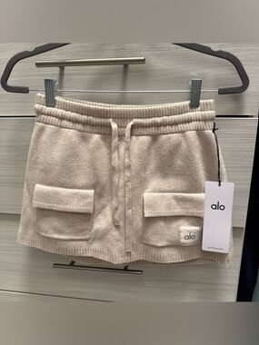 NWT Alo Yoga Scholar Knit Cargo Skirt in Oatmeal Heather size XS